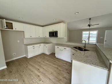 New Construction in Flower Hill. This 3 bedroom 2 bath ranch has - photo 3