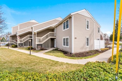 Syracuse Lakefront, Embrace the serene beauty of lake living in - photo 5