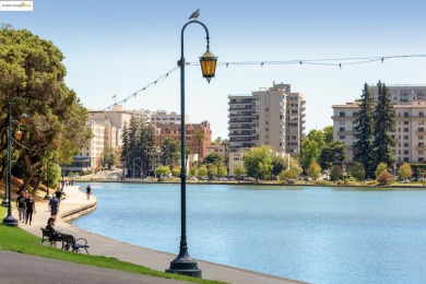 Lake Condo For Sale in Oakland, California