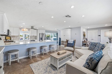 Welcome to an extraordinary waterfront retreat in Broadwater, St - photo 12