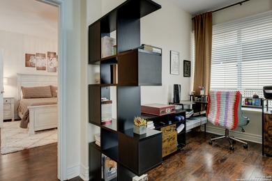 Luxury Condominium Offering Easy, Elegant Living! Welcome to