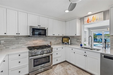 Welcome to an extraordinary waterfront retreat in Broadwater, St - photo 15