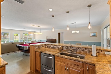 Welcome to this thoughtfully designed single-family residence - photo 15
