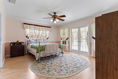 Welcome to this thoughtfully designed single-family residence - photo 17