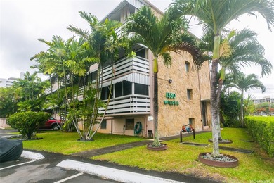 Location, location, location! Hideaway in Makiki now available - photo 1