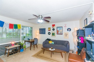 Location, location, location! Hideaway in Makiki now available - photo 4
