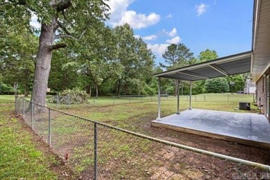 Nestled just a one-minute walk from beautiful Lake Ludwig, this - photo 26