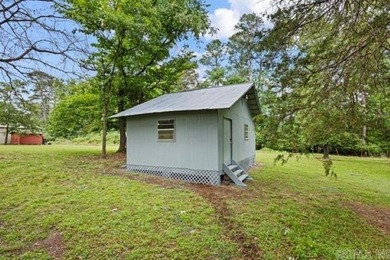 Nestled just a one-minute walk from beautiful Lake Ludwig, this - photo 27