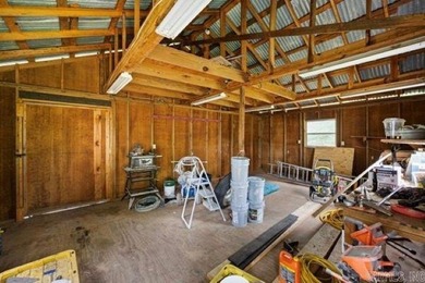 Nestled just a one-minute walk from beautiful Lake Ludwig, this - photo 28