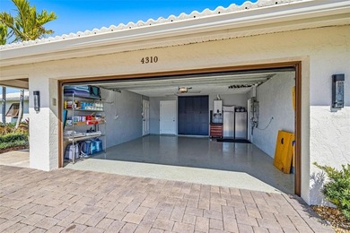 Welcome to an extraordinary waterfront retreat in Broadwater, St - photo 33