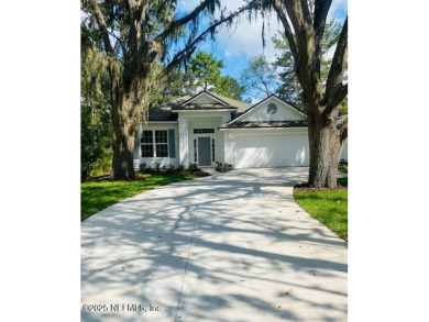 Lake Home For Sale in Jacksonville, Florida