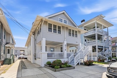 RARE BEACH BLOCK OPPORTUNITY! Exceptional multi-unit BEACH BLOCK - photo 1