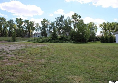 Welcome to Iron Horse-an exceptional community perfectly - photo 3
