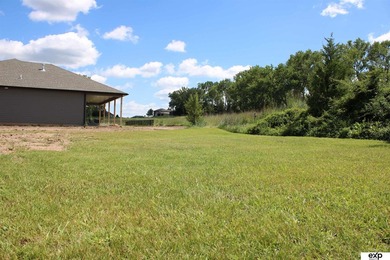 Welcome to Iron Horse-an exceptional community perfectly - photo 7