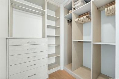 Experience luxury island living in this rarely available 3-bed - photo 10