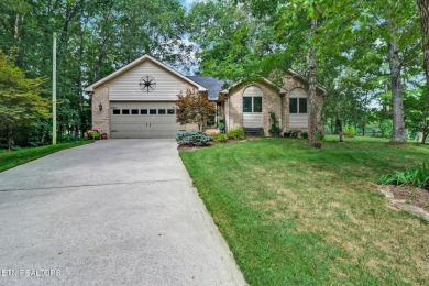 (private lake, pond, creek) Home Sale Pending in Fairfield Glade Tennessee