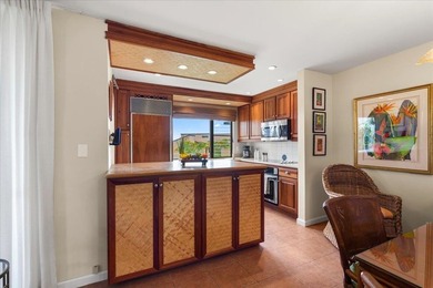This beautifully appointed 1-bedroom, 2-bathroom condo offers - photo 9