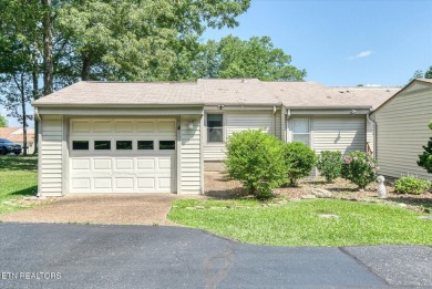 Lake Home For Sale in Fairfield Glade, Tennessee