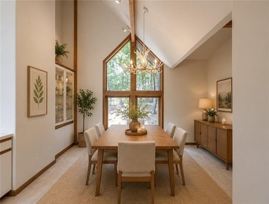 Gorgeous custom-built Lindal Cedar home offering 3 bedrooms and - photo 7