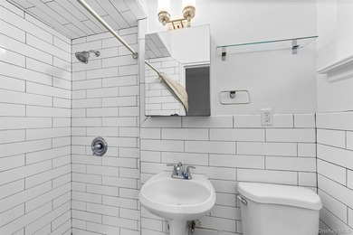 Fabulous 2 Bedroom - Plus Bonus Room - 2 Full Bath unit offering - photo 14