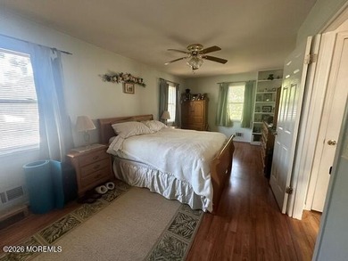 Spacious bi-level in Brick Township. Upstairs you will find a - photo 19