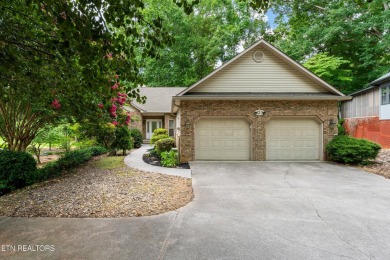Lake Home For Sale in Loudon, Tennessee