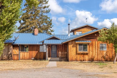 Lake Home For Sale in Chiloquin, Oregon