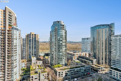 Willamette River - Multnomah County Condo For Sale in Portland Oregon