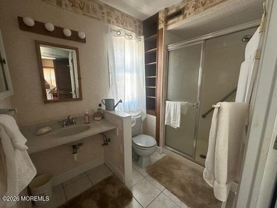 Spacious bi-level in Brick Township. Upstairs you will find a - photo 22
