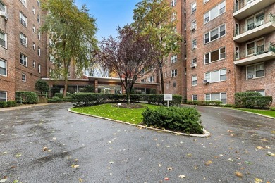Fabulous 2 Bedroom - Plus Bonus Room - 2 Full Bath unit offering - photo 24
