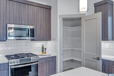 If you want low-maintenance, comfort and convenience, take a - photo 24