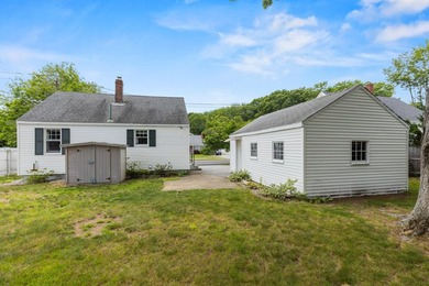 Thoughtfully updated and full of character, this classic North - photo 28