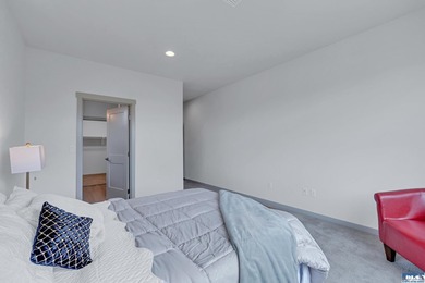 If you want low-maintenance, comfort and convenience, take a - photo 30