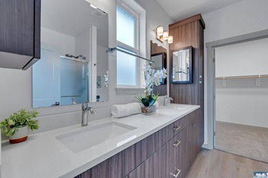 If you want low-maintenance, comfort and convenience, take a - photo 32