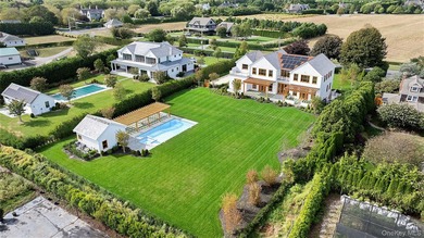 Newly constructed architectural showpiece in the heart of - photo 5