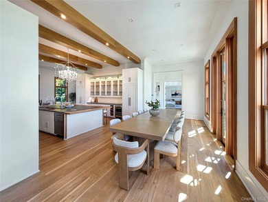 Newly constructed architectural showpiece in the heart of - photo 10