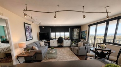 Take in panoramic views of the beach and bay from this 21st fl - photo 6