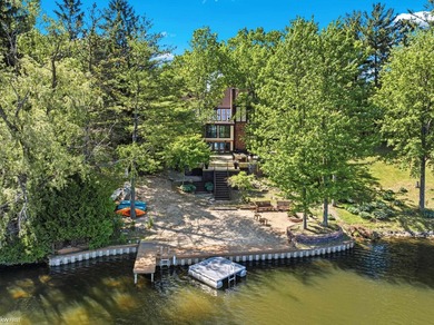 Rare opportunity to own an extraordinary custom built lakefront - photo 3