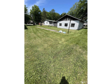 Three lots in a Lakefront community. With a 2 car Garage, EZ - photo 1