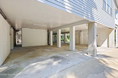 Tucked away in the desirable Mid South Established neighborhood - photo 14