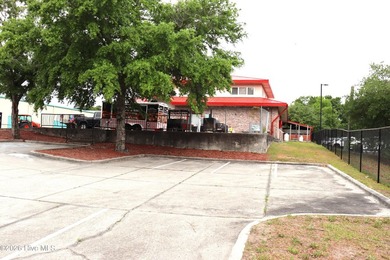 This beautifully renovated 7900 square foot restaurant facility - photo 20