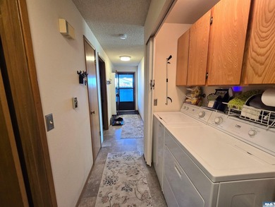 2-bedroom Condo available in the Dominion Terrace 55+ community - photo 22