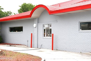 This beautifully renovated 7900 square foot restaurant facility - photo 24