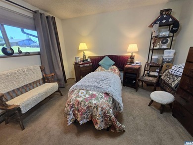 2-bedroom Condo available in the Dominion Terrace 55+ community - photo 24