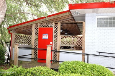 This beautifully renovated 7900 square foot restaurant facility - photo 27