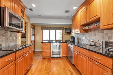 Updated 4-bedroom, 2.5-bath split-level home in Oceanside - - photo 10