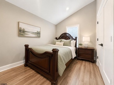 Turnkey investment opportunity with stunning water views and - photo 9