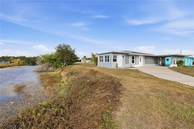 BACK ON MARKET DUE TO NO FAULT OF HOME OR SELLER. Buyer - photo 3