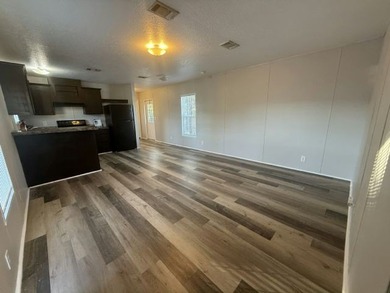 Own your own home in a quiet, well-maintained neighborhood! This - photo 4