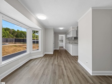 Charming 4-bedroom, 2.5-bath home in a prime Taylors location! - photo 14